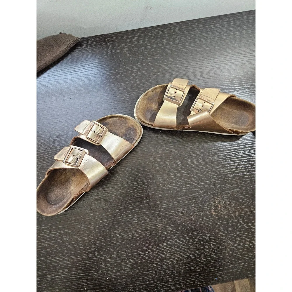 Birkenstock‎ Arizona Metallic Rose Gold Leather Two Strap Sandals Slides Womens